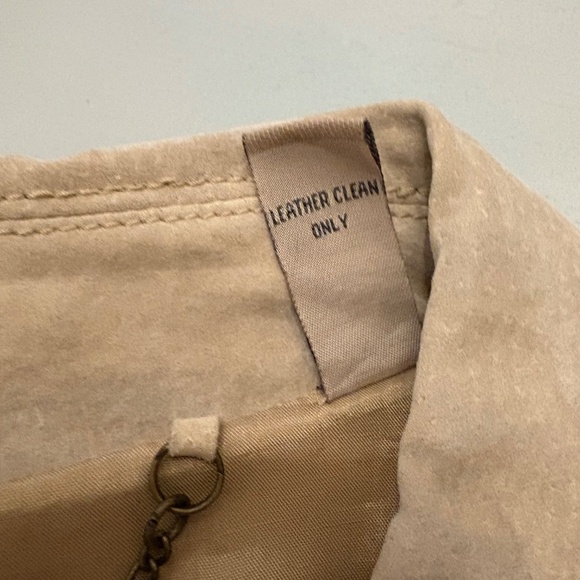 I.E. Relaxed 100% Leather Jacket - Picture 5 of 7